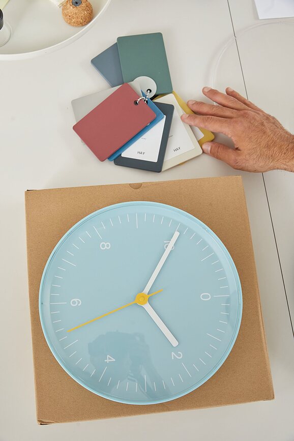 Reloj de pared Hay, azul