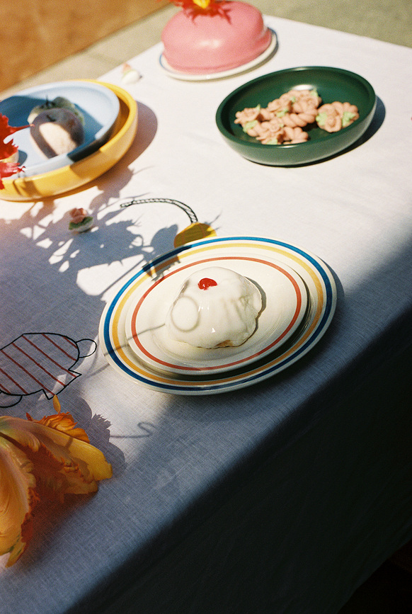 Sobremesa Assiettes Plates 24,5 cm, jaunes et bleues, Lot de 2