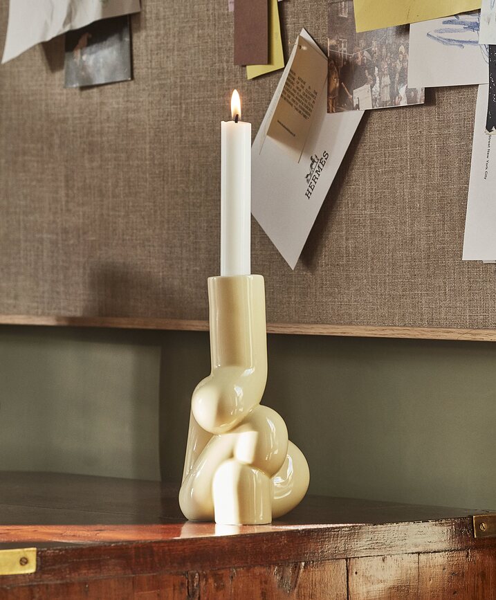 W&S Soft Κηροπήγιο για κλασικό κερί, παστέλ κίτρινο