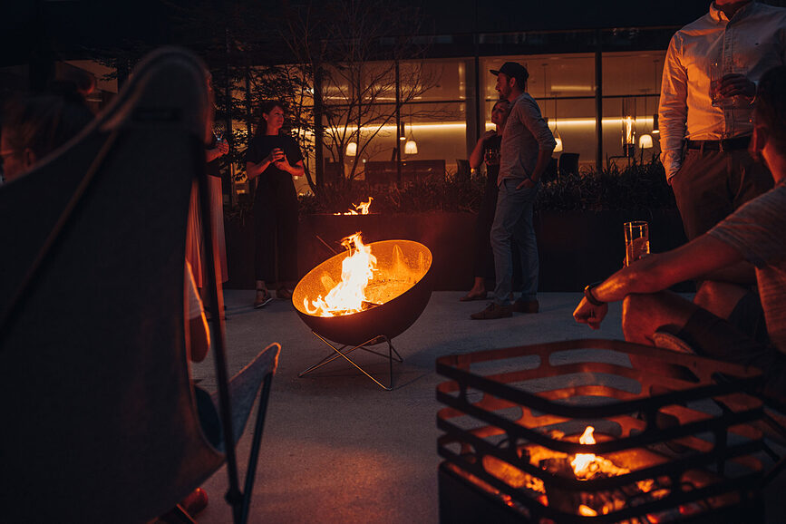 Bowl Ognjište ovalno 85 cm s postoljem