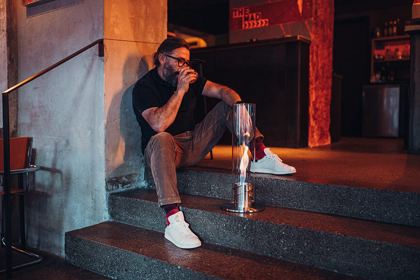 Farol Spin, grande, plateado, con base