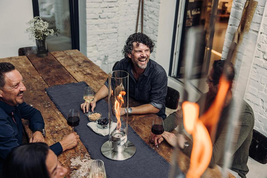 Farol dorado Spin II, mediano, con base