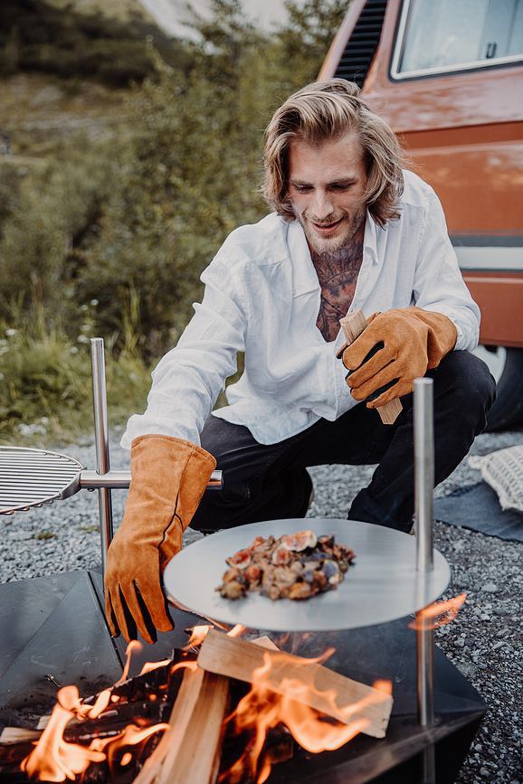 Guanti resistenti al calore Höfats per barbecue e camino
