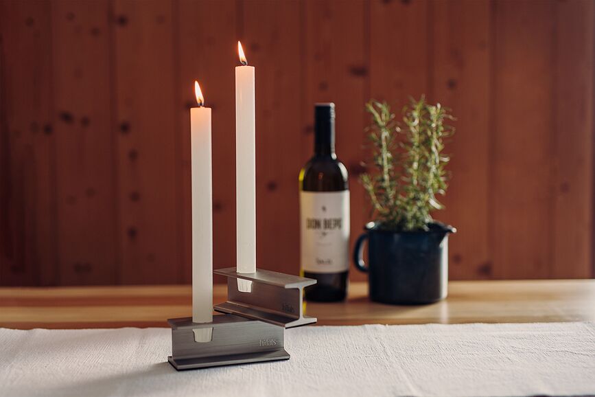 Henry I Bougeoir, noir