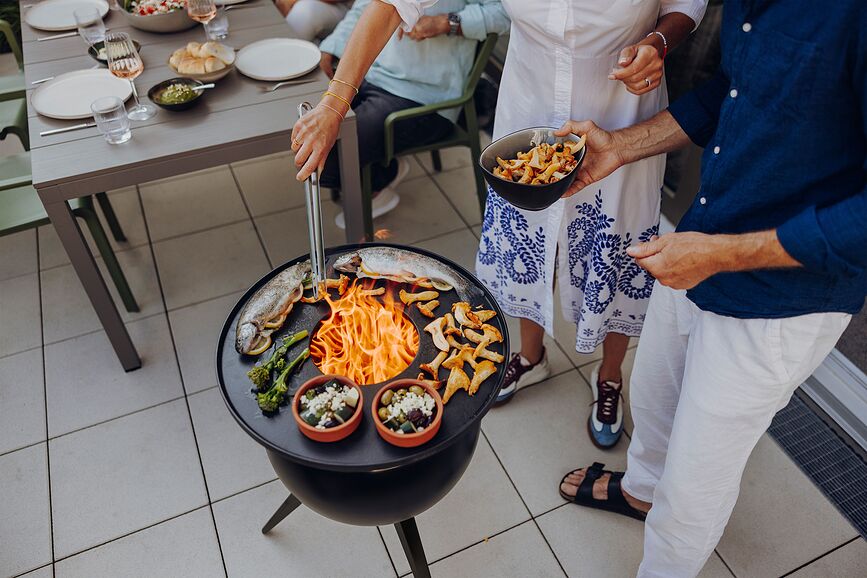 Moon Brasero Plancha haut avec base, 75 cm, noir