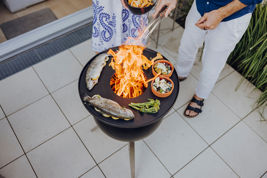 Moon eldstad med grillplatta 45 cm, silver, med hög bas