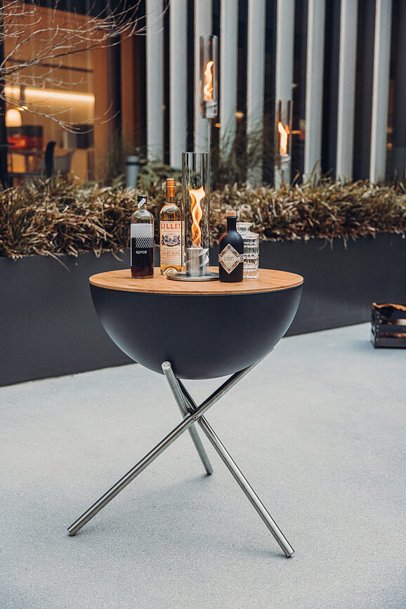 Ognjišče visoko, 70 cm, s podstavkom in žar ploščami, 4-delni set