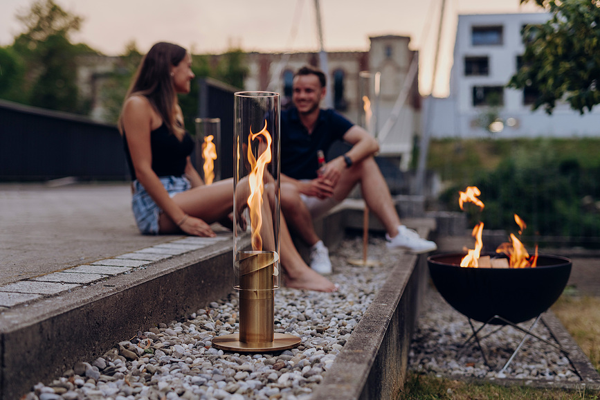 Spin II Lampion srednji s postoljem srebrni