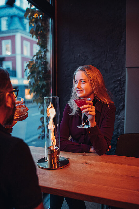 Spin Lampion mali sivi s postoljem