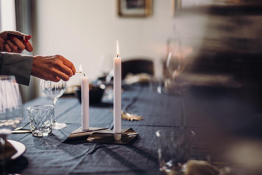 Square Κηροπήγιο, μαύρο