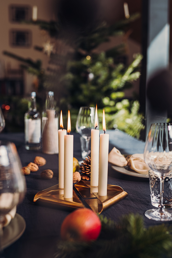 Square Svečniki, črni, 4 kosi