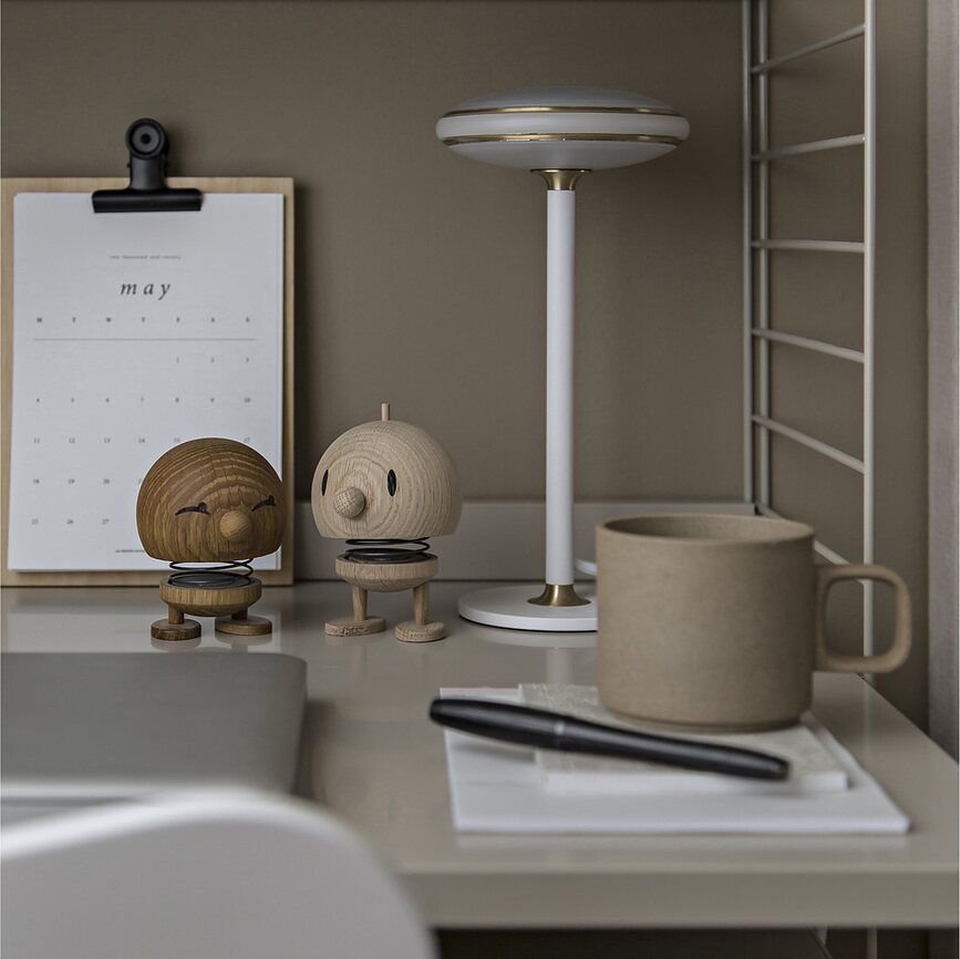 Classic Bumble S Figurine, en chêne brut