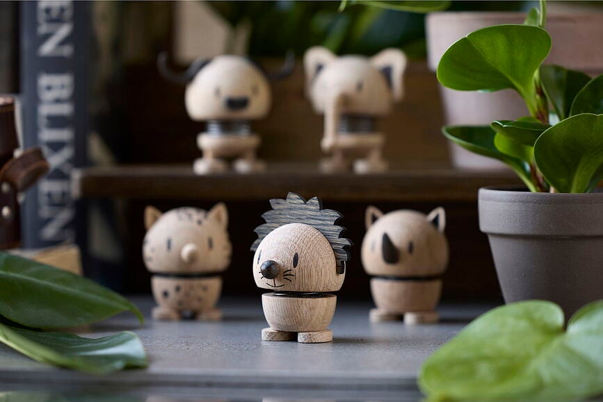 Figura de roble Hoptimist Animal, diseño conejo