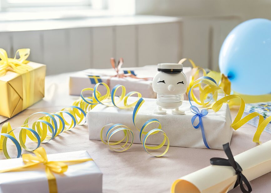 Bumble Swedish Student Figurine, taille S, noire