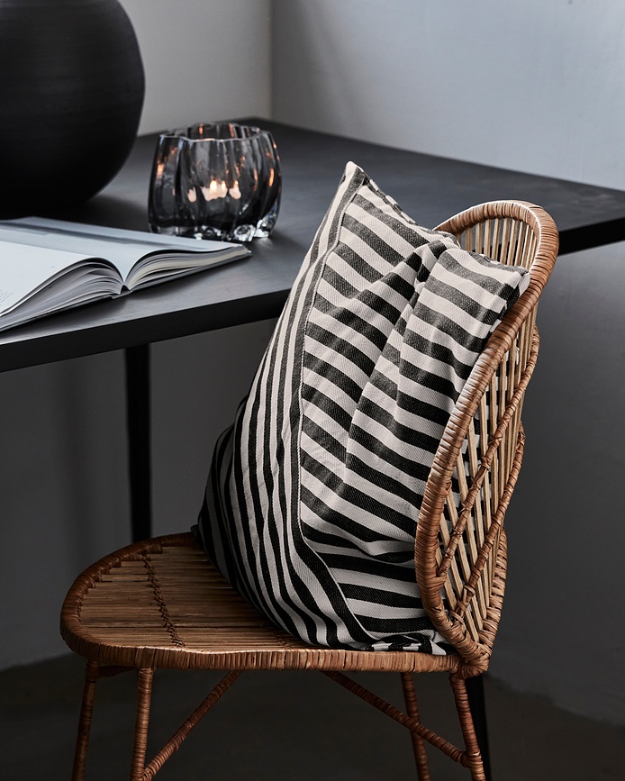 Azy Housse de Coussin décorative, 50 x 50 cm, noire et blanche