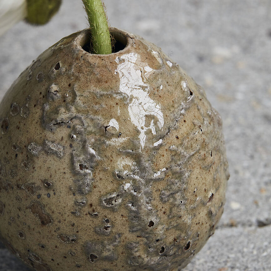 Baby Vase blanc, avec texture sable
