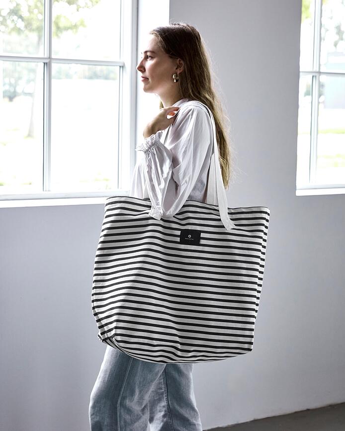 Bolsa Canva, blanco y negro