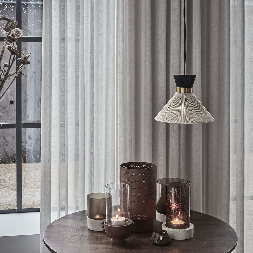 Cord Viseča svetilka, črna