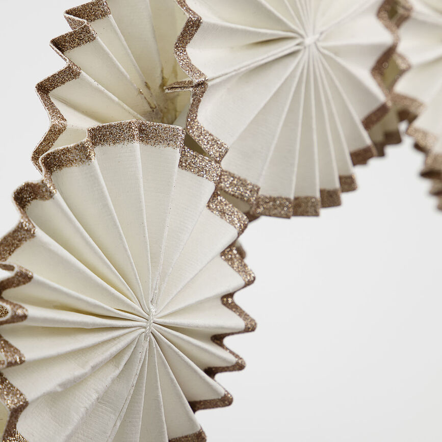 Corona decorativa navideña Rosette, 34 cm, blanco roto