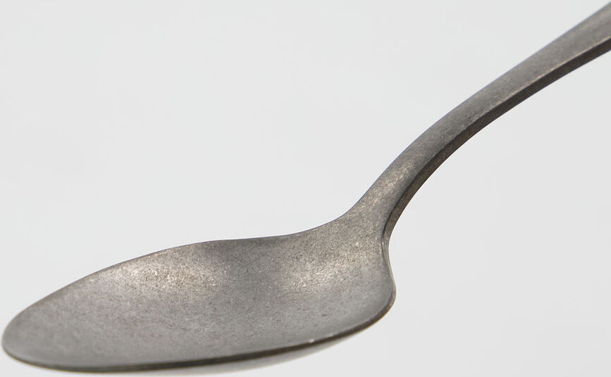 Cuchara de mesa Mora