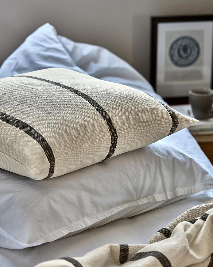 Funda de Cojín decorativa Nula, 50 x 50 cm, marrón oscuro