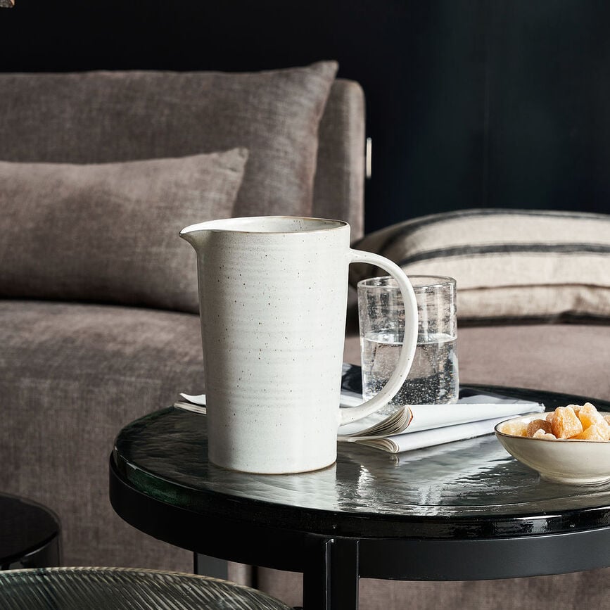 Jarra Pion, gris y blanco