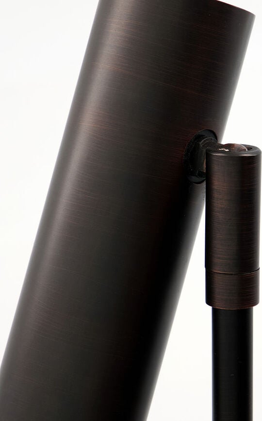 Lámpara de Pie Norm, negra