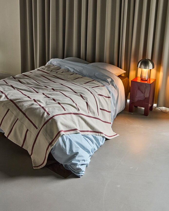 Colcha de rayas HDNula, 250 x 250 cm, crema y roja