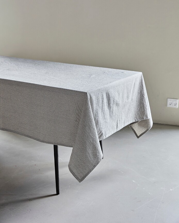 Mantel HDBlock, 260 x 150 cm, a rayas negras