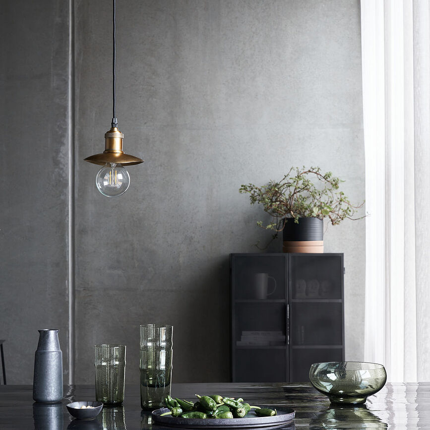 Pantalla de latón antiguo Hatt, 30 cm