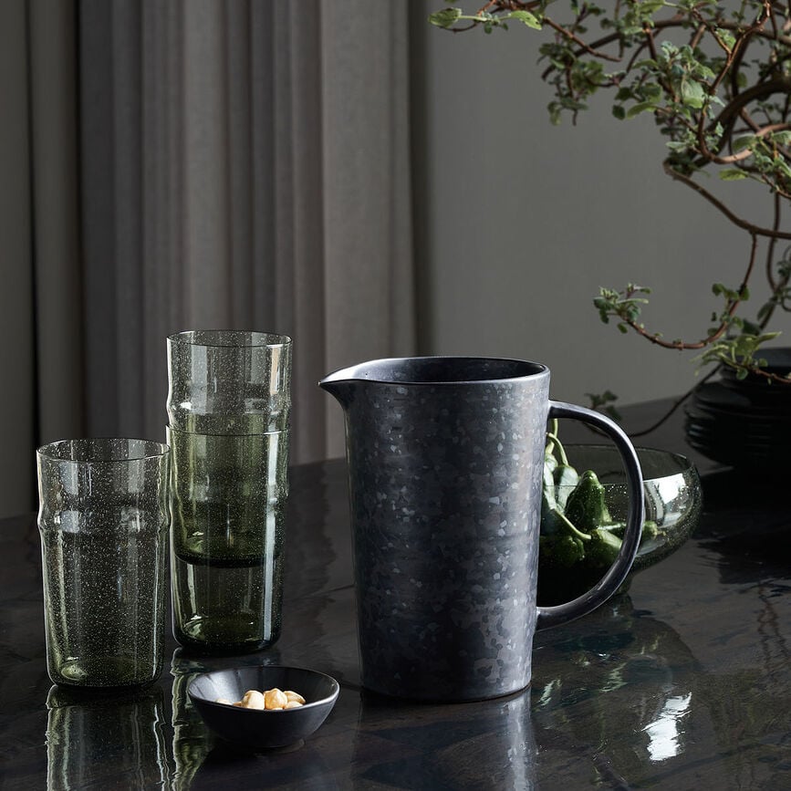 Pion Κανάτα, γκρι-λευκή