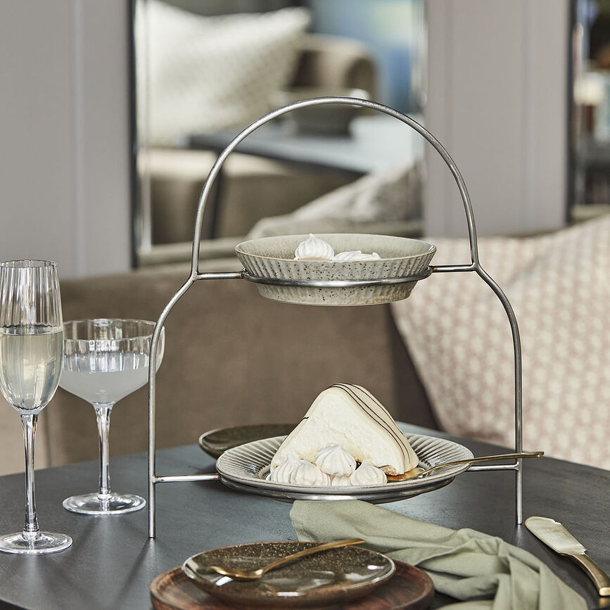 Sana Stojalo za krožnike, 47 cm, srebrno