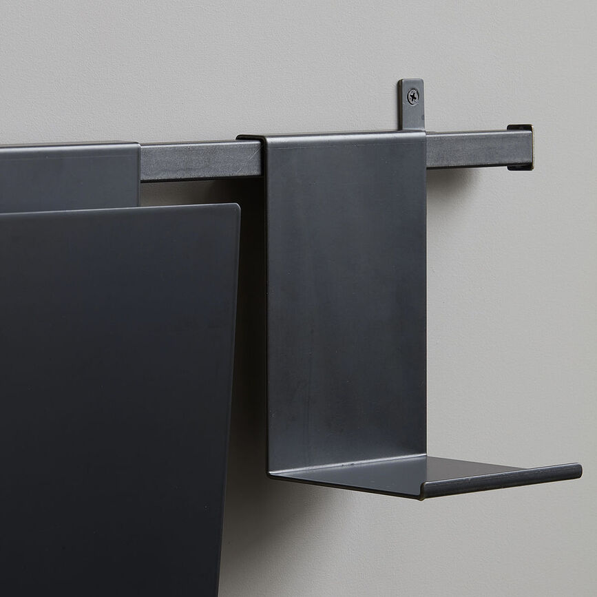 Virar Obešalnik s policami