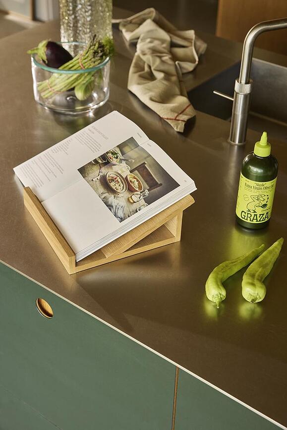 Bookend Knjigostop, lesen