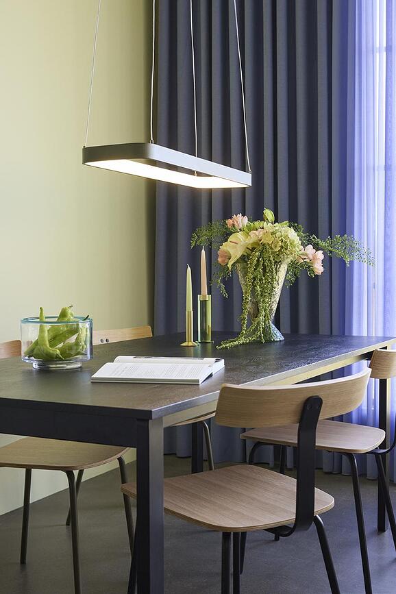 Portavelas para velas clásicas Cut, violetas, 2 unidades