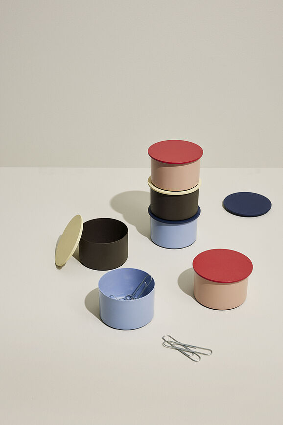 District Posoda za pisarniške pripomočke, 10 cm, rjava