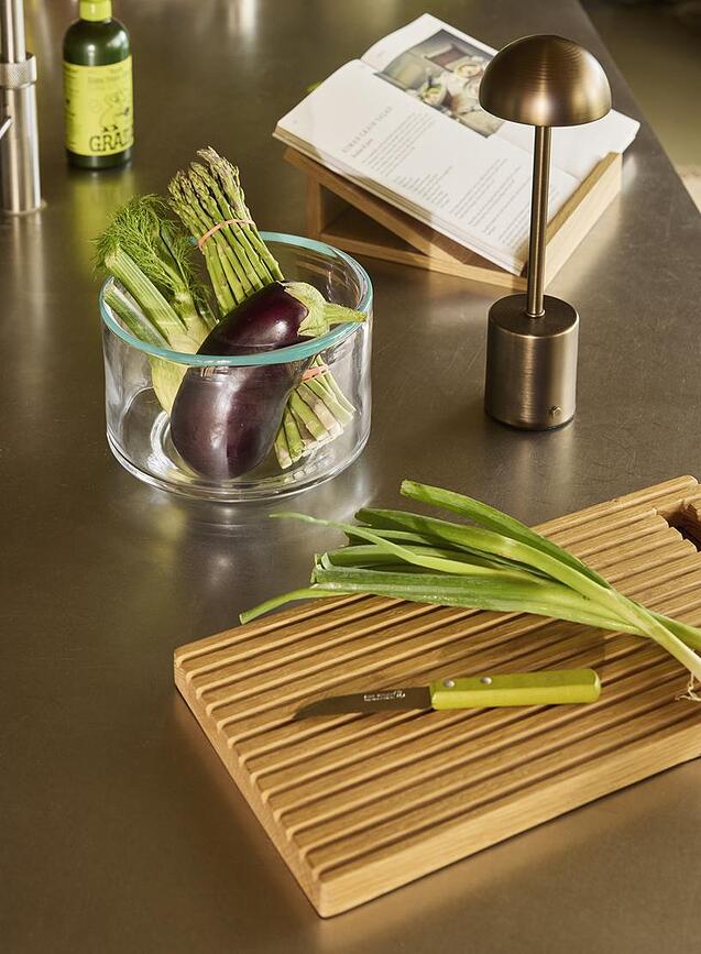 Lámpara de Mesa inalámbrica de latón cepillado Taten, 30 cm