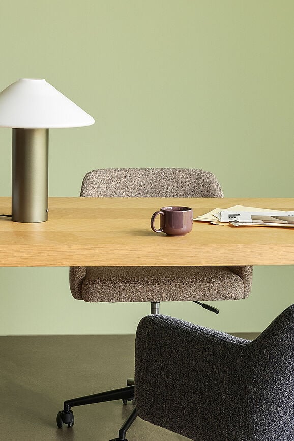 Lámpara de Mesa Orbit, verde oscuro