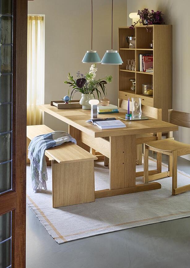 Less Pladenj za serviranje in organizator, iz naravnega lesa