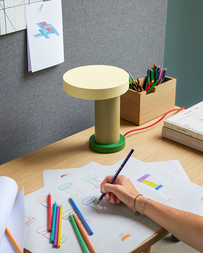 Magic Namizna svetilka, barvna