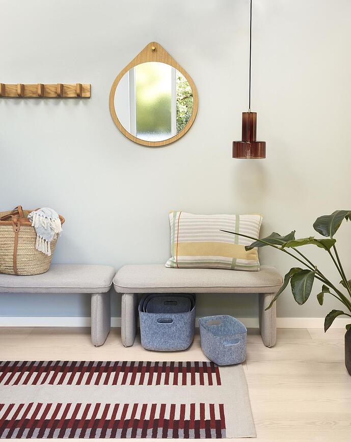 Perchero de pared de madera de roble Hübsch, con 5 ganchos