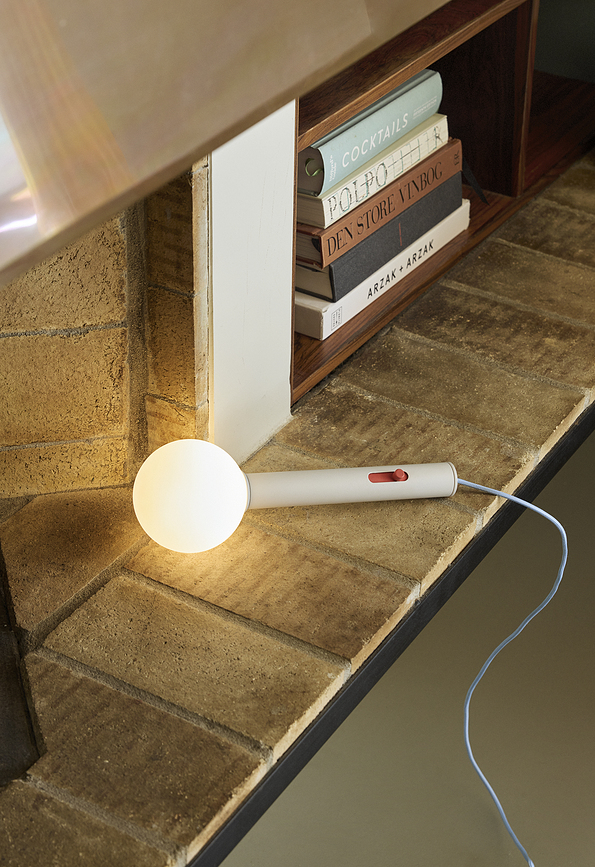 Talk Svetilka namizna in stenska, siva