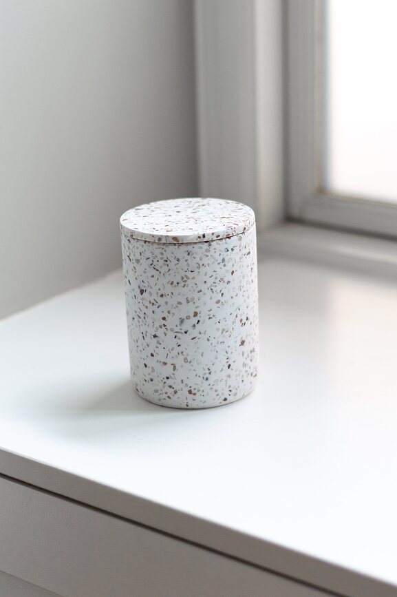 Contenedor de almacenaje Humdakin Lucca Terrazzo, beige, con tapa