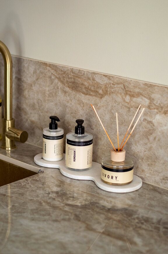 Crema de manos Humdakin Peonía y Arándano, 300 ml