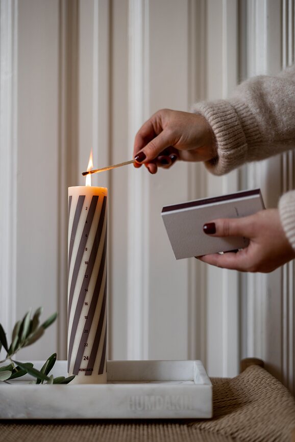 Humdakin Bougie 25 cm, rouge