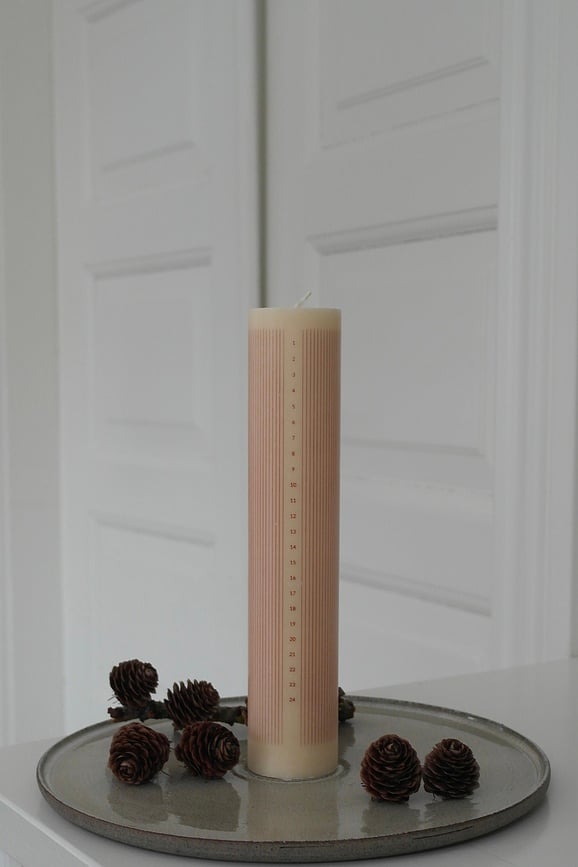 Humdakin Christmas Sveča, 25 cm, kostanjeva