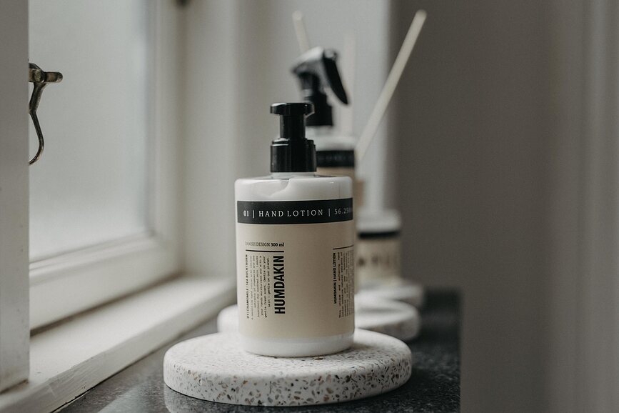 Humdakin Crème pour les Mains à la Pivoine et Canneberge, 300 ml