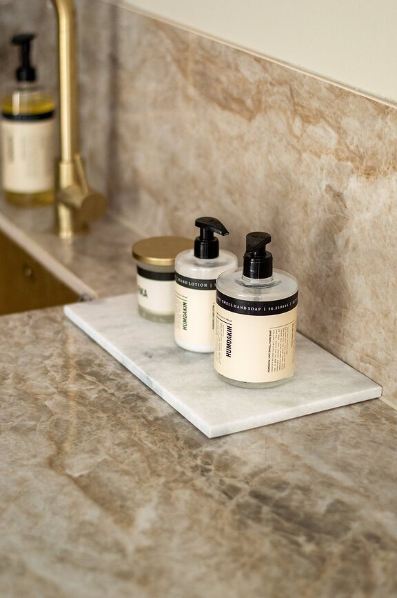 Humdakin Krema za roke Potonika in brusnica, 300 ml