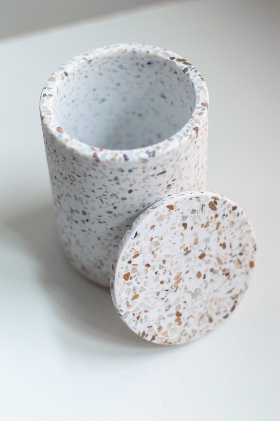 Humdakin Lucca Terrazzo Posoda za shranjevanje s pokrovom, bež