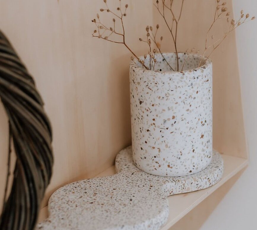 Humdakin Lucca Terrazzo Posoda za shranjevanje s pokrovom, bež